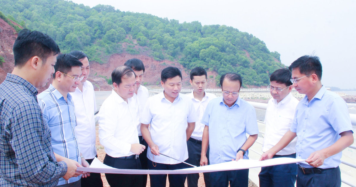 HĐND tỉnh Nghệ An khảo sát một số công trình, dự án đầu tư công trọng điểm