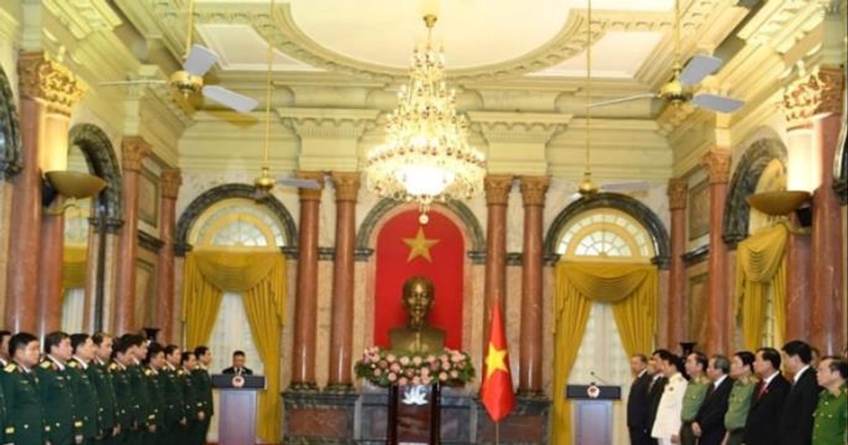 Tổng Bí thư, Chủ tịch nước Tô Lâm trao quyết định thăng quân hàm 2 Đại tướng