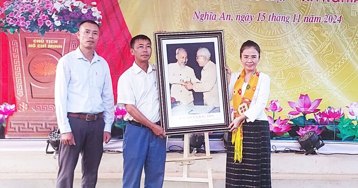 Chủ tịch Ủy ban MTTQ tỉnh dự Ngày hội Đại đoàn kết tại Nghĩa Đàn