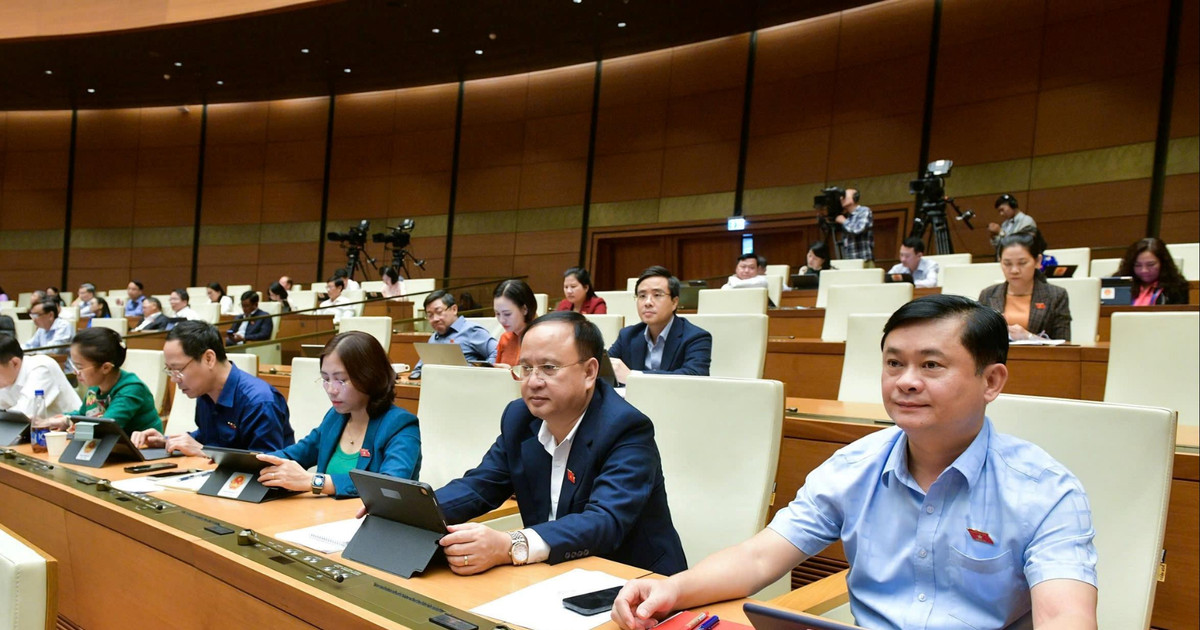 Phê chuẩn đồng chí Thái Thanh Quý thôi giữ chức Trưởng đoàn đại biểu Quốc hội tỉnh Nghệ An