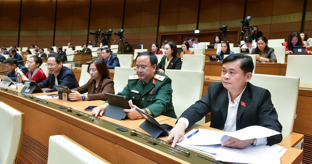 Quốc hội thông qua luật về tăng tuổi nghỉ hưu của sĩ quân quân đội