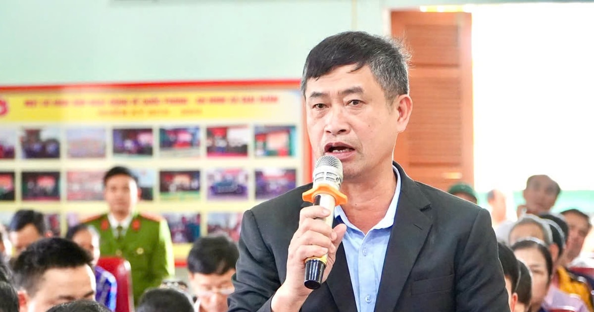 Cử tri huyện Tân Kỳ phản ánh việc cấp Giấy chứng nhận quyền sử dụng đất chậm, người dân phải đi lại nhiều lần