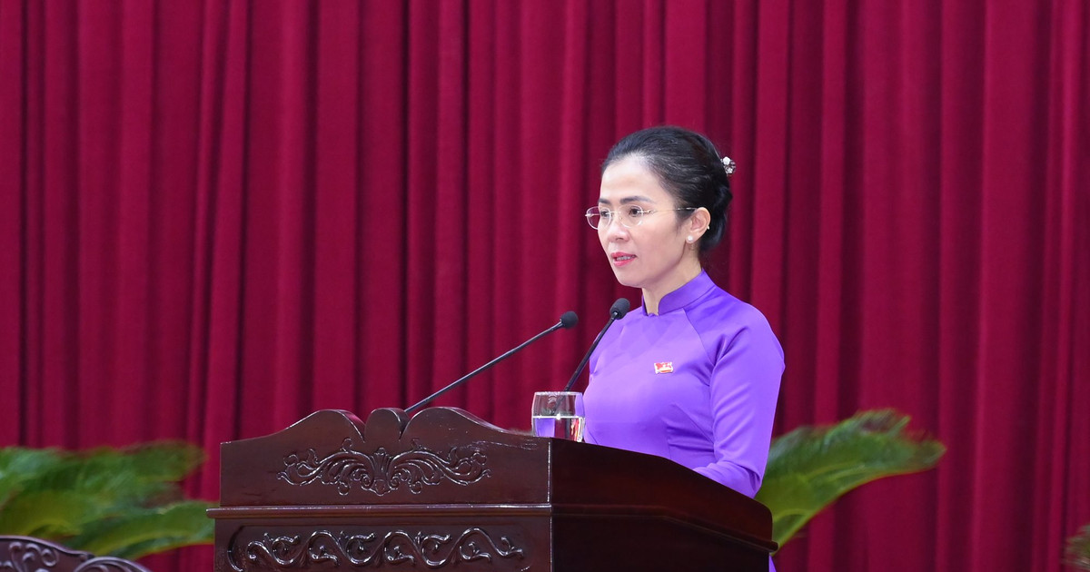 Chủ tịch Ủy ban MTTQ tỉnh Nghệ An phản ánh những nhóm vấn đề cử tri, nhân dân lo lắng và kiến nghị