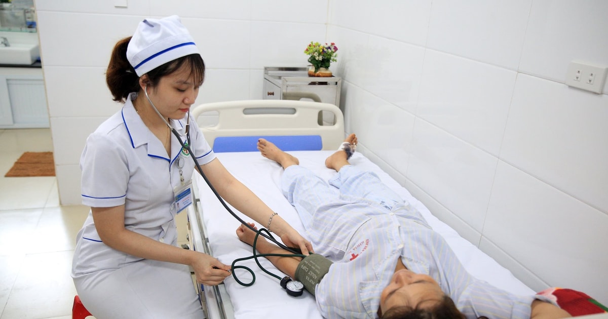 [Infographics] Khám, chữa bệnh tại nhà vẫn được chi trả Bảo hiểm y tế từ ngày 01/7/2025