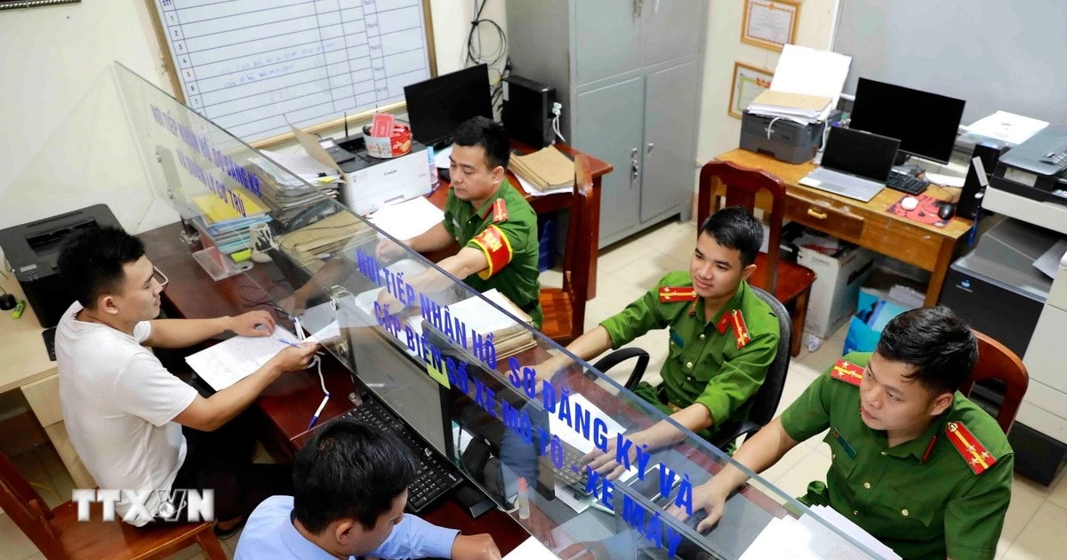 Tinh gọn bộ máy: Có 'tâm tư' nhưng không bàn lùi!