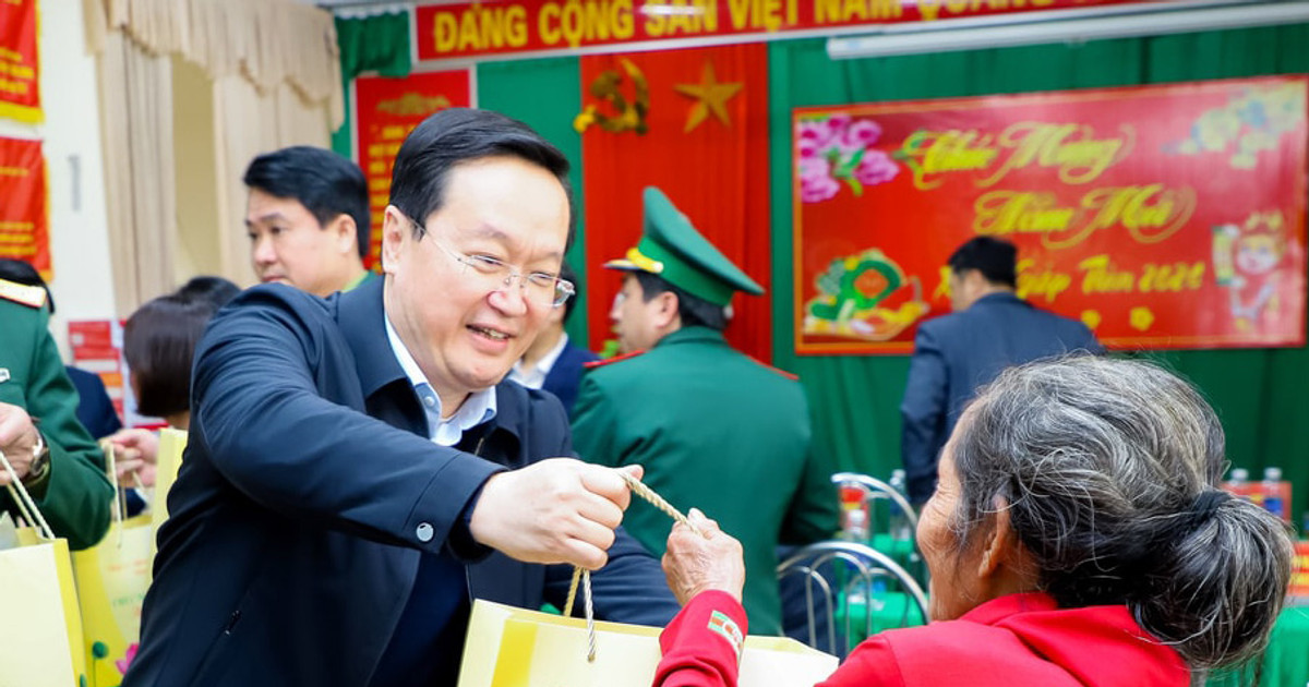 Bí thư Tỉnh ủy Nghệ An kêu gọi ủng hộ, giúp đỡ người nghèo, người có hoàn cảnh khó khăn đón Tết Ất Tỵ 2025