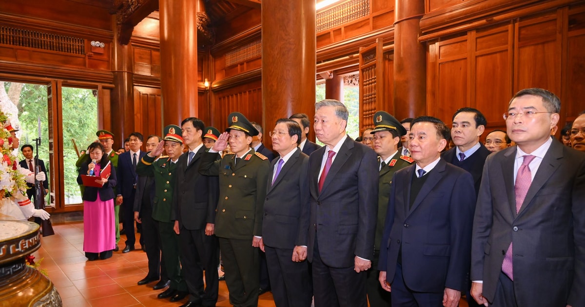 Tổng Bí thư Tô Lâm dâng hương tưởng niệm Chủ tịch Hồ Chí Minh tại Khu Di tích Kim Liên