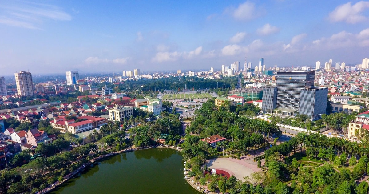 Tinh gọn để bộ máy có đội ngũ cán bộ giỏi giang, tinh nhuệ