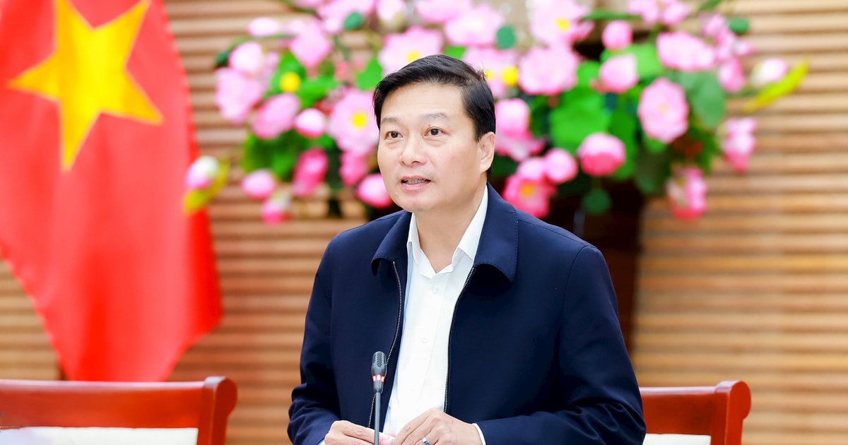 Chủ tịch UBND tỉnh Nghệ An yêu cầu xây dựng kịch bản tăng trưởng kinh tế 2 con số cho năm 2025