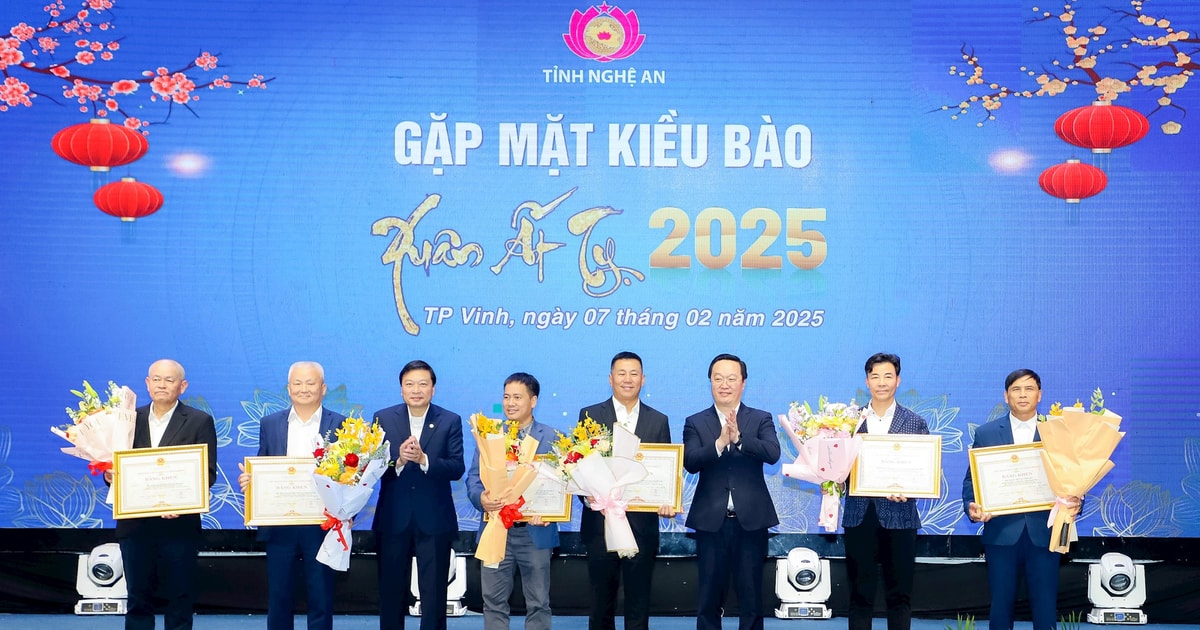 Lãnh đạo tỉnh gặp mặt kiều bào Nghệ An dịp đầu Xuân Ất Tỵ 2025