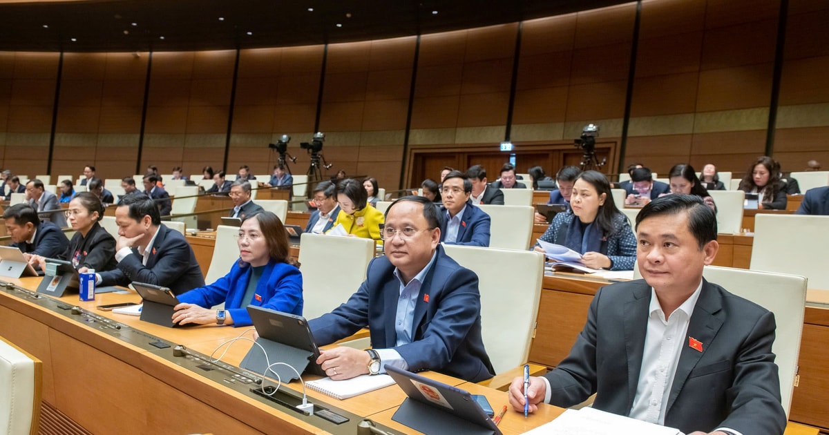 Quốc hội nghe, xem xét các dự án luật tổ chức chính phủ, chính quyền địa phương sửa đổi