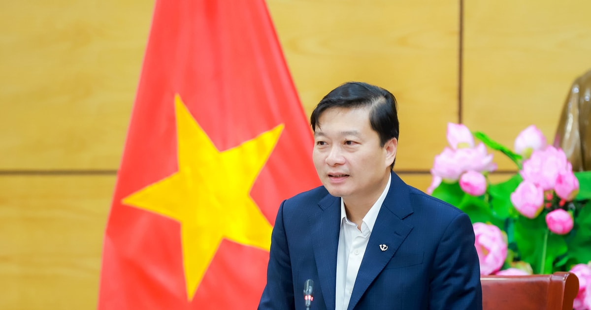 Chủ tịch UBND tỉnh Nghệ An chỉ đạo chấn chỉnh thái độ làm việc cầm chừng