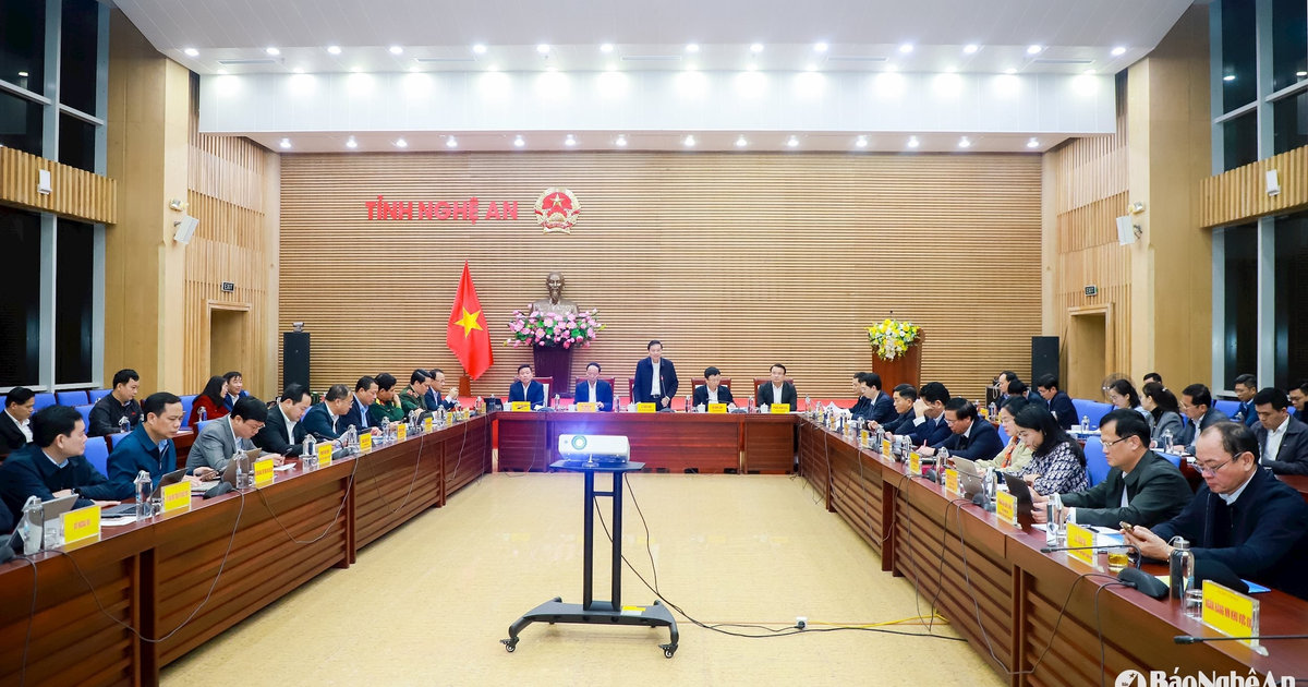 Nghệ An tập trung đốc thúc thực hiện kế hoạch năm 2025 bảo đảm mục tiêu tăng trưởng đạt 10,5%