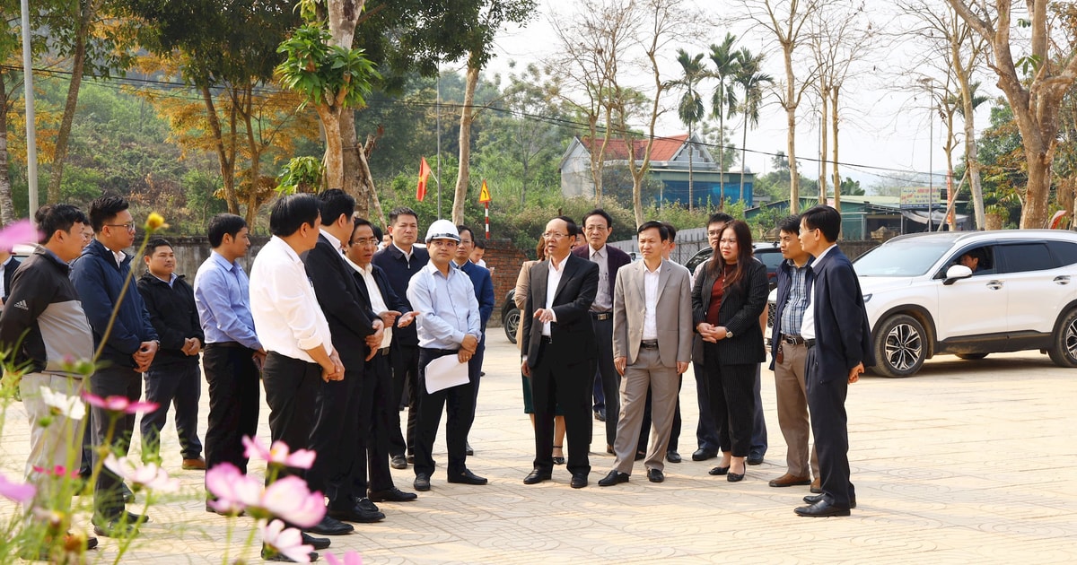 Phó Chủ tịch Thường trực UBND tỉnh Bùi Thanh An làm việc tại huyện Quế Phong về công tác sắp xếp đơn vị hành chính