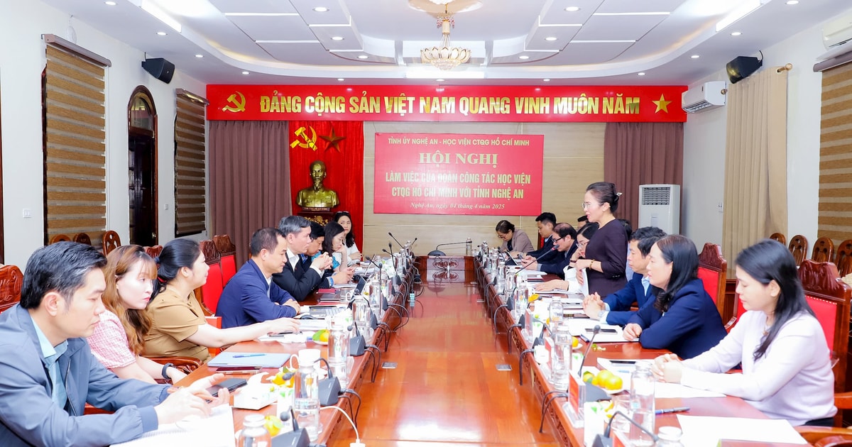 Thường trực Tỉnh ủy làm việc với đoàn công tác Học viện Chính trị Quốc gia Hồ Chí Minh