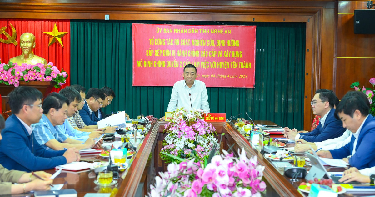 Phó Chủ tịch UBND tỉnh Nguyễn Văn Đệ làm việc với huyện Yên Thành về sắp xếp đơn vị hành chính