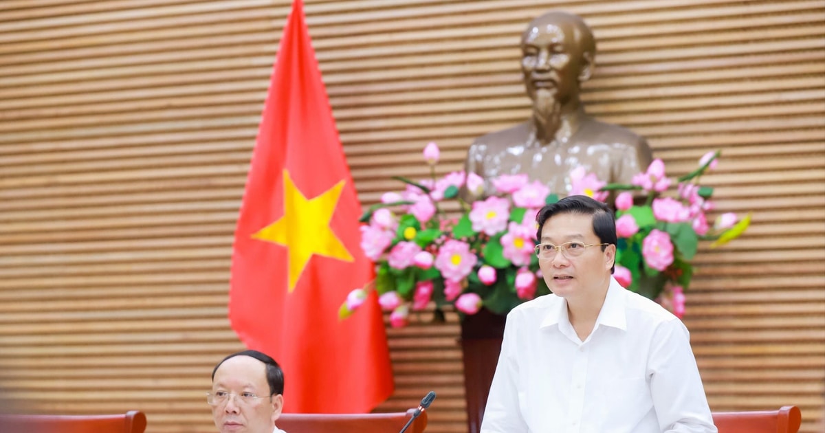 Chủ tịch UBND tỉnh Lê Hồng Vinh: Không để gián đoạn quản lý nhà nước, dịch vụ công khi chuyển sang chính quyền địa phương hai cấp