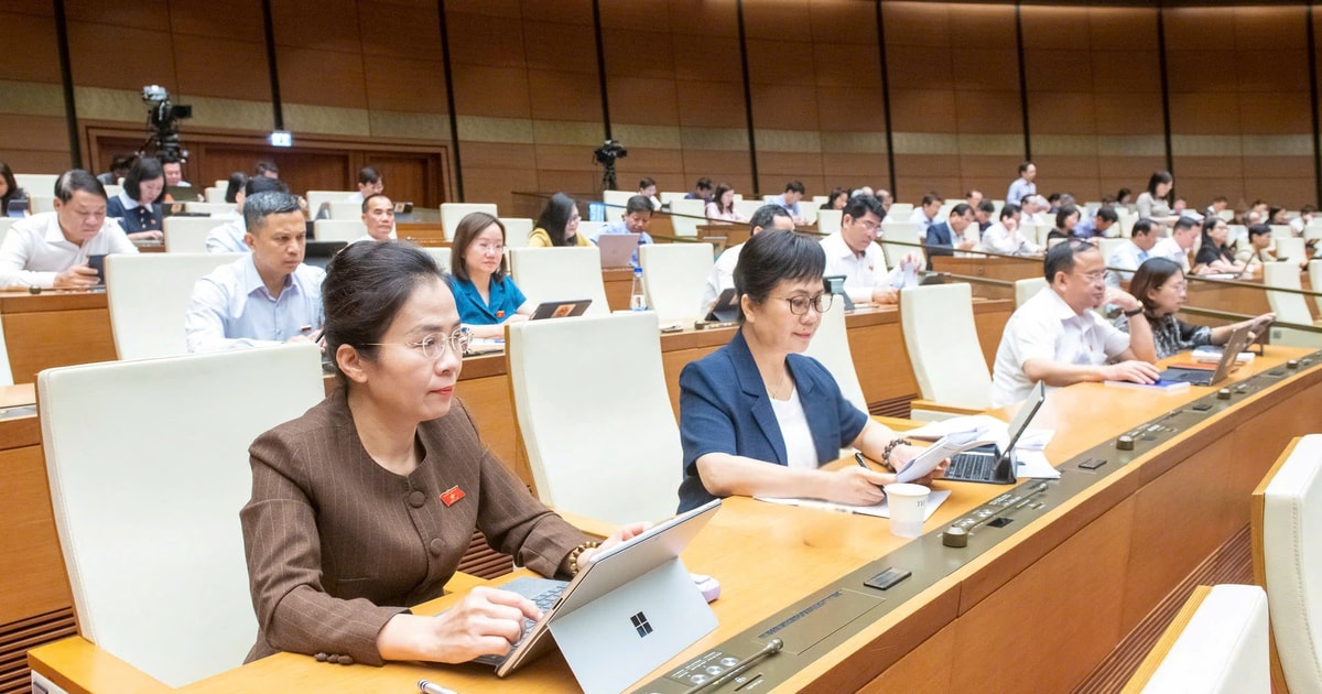 Quốc hội thảo luận sửa Hiến pháp, làm rõ quyền hạn chính quyền địa phương