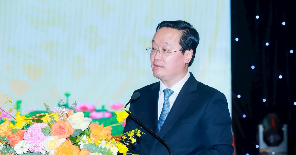 Bí thư Tỉnh ủy Nghệ An: Vận dụng sáng tạo, phát huy cao nhất tư tưởng Hồ Chí Minh, vươn lên thành điển hình phát triển địa phương hiện đại trong kỷ nguyên mới