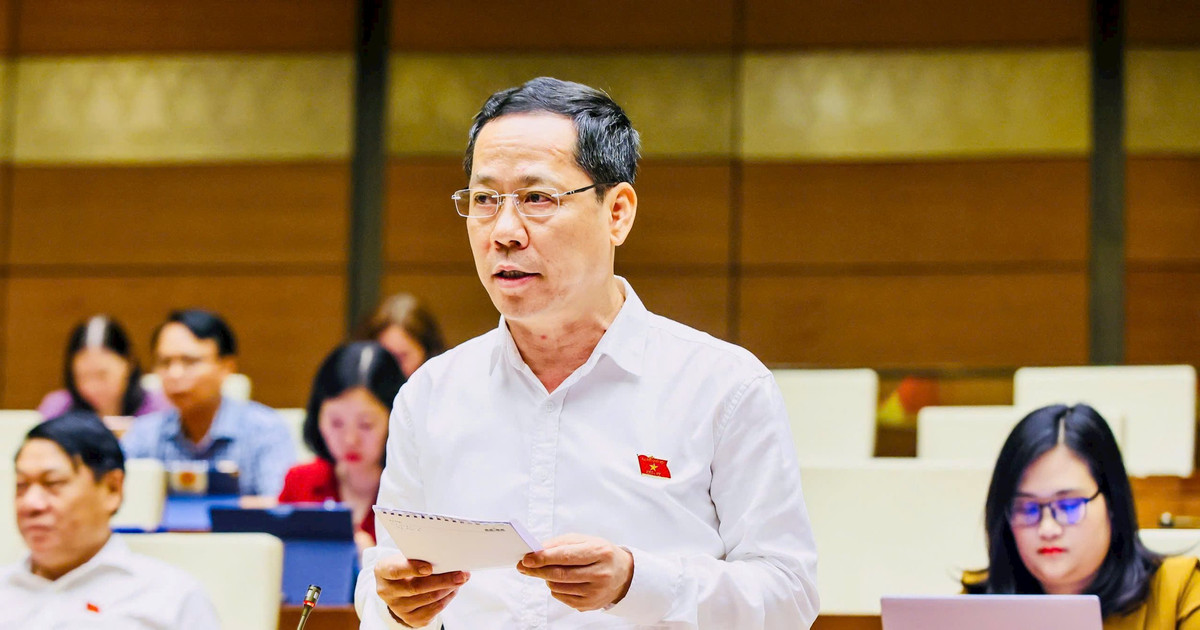 Đại biểu Quốc hội đoàn Nghệ An thảo luận các dự án luật về tổ chức Tòa án nhân dân, Viện Kiểm sát nhân dân