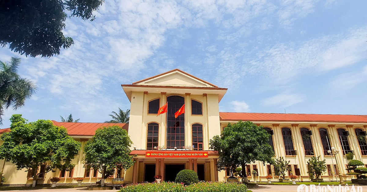 Ban Thường vụ Tỉnh ủy Nghệ An ban hành Chỉ thị về tiếp tục kiện toàn tổ chức bộ máy chính quyền địa phương 2 cấp