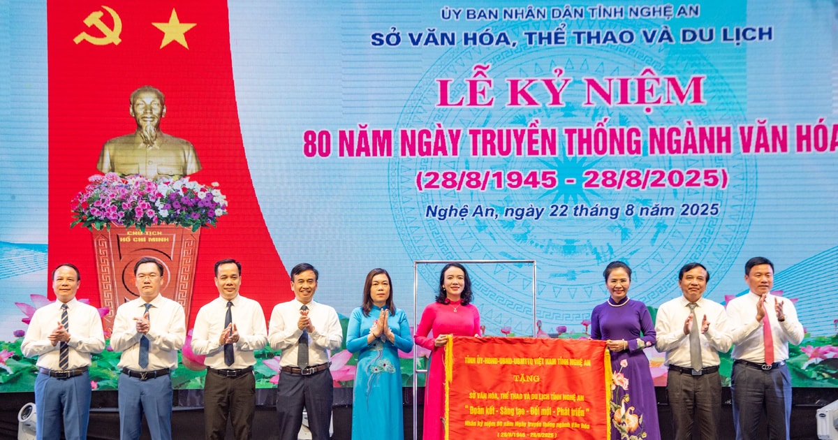 Nghệ An kỷ niệm 80 năm ngày truyền thống ngành Văn hóa