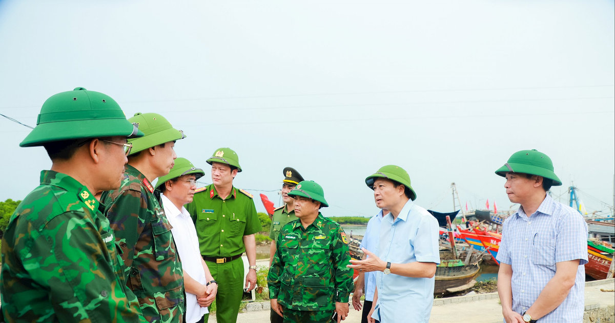 Chủ tịch UBND tỉnh Nghệ An kiểm tra, đôn đốc ứng phó bão số 5 tại cơ sở