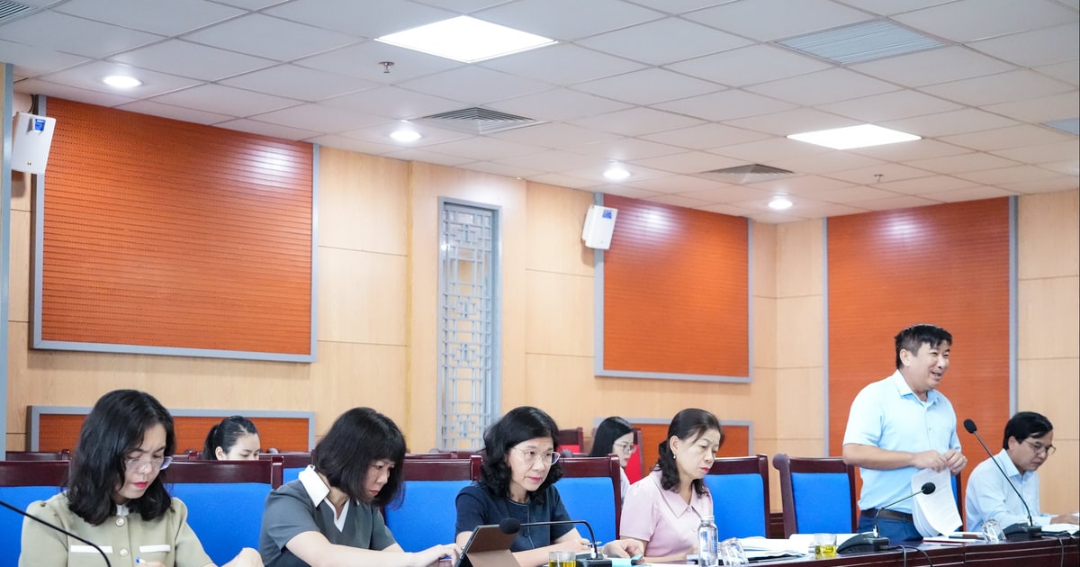 Thẩm tra các dự thảo nghị quyết trình kỳ họp chuyên đề của HĐND tỉnh Nghệ An