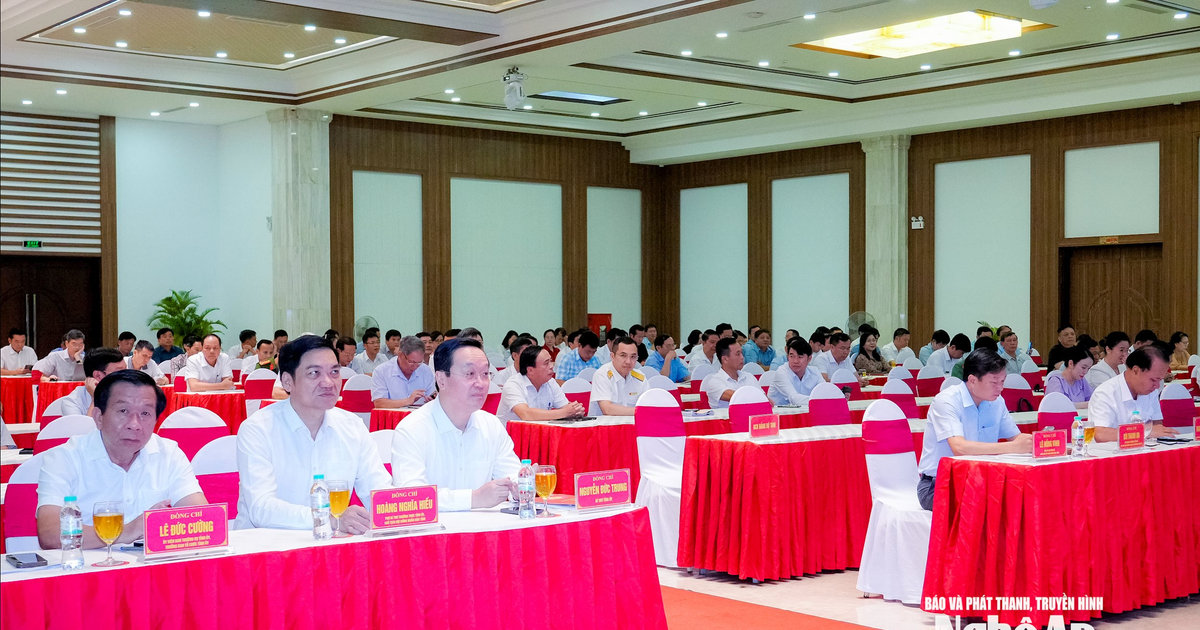 Nghệ An: Gần 24.500 đại biểu dự Hội nghị toàn quốc quán triệt, triển khai 4 Nghị quyết của Bộ Chính trị