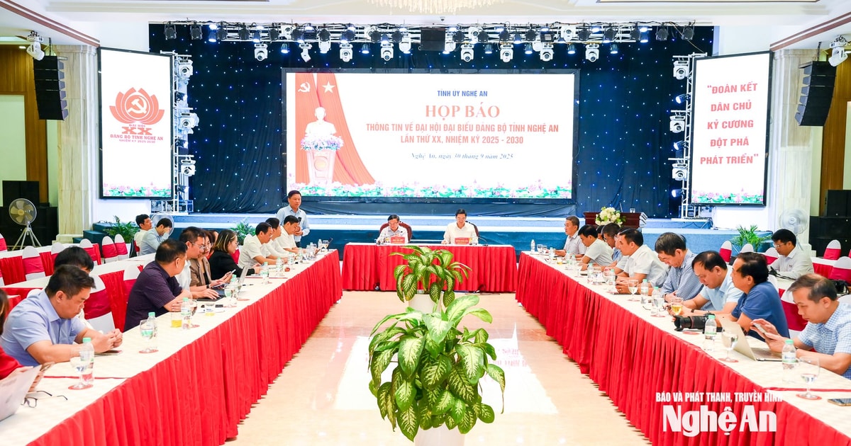 Đại hội đại biểu Đảng bộ tỉnh Nghệ An diễn ra từ ngày 1 - 3/10