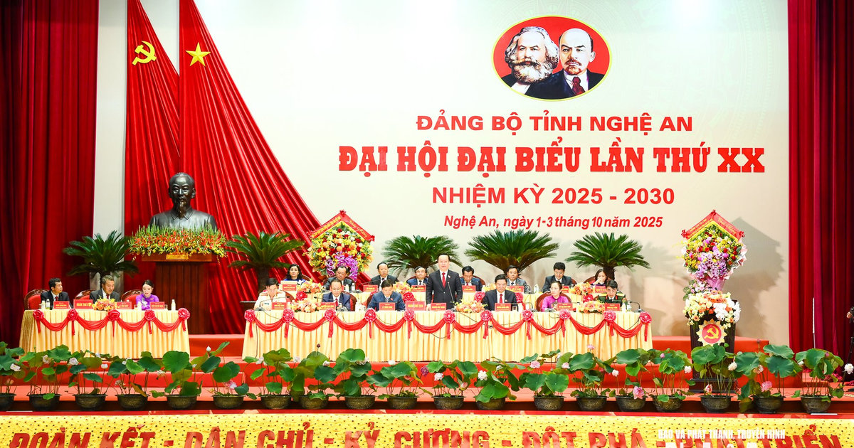 Bố trí Chủ tịch UBND cấp tỉnh không phải người địa phương xong trước ngày 15/12