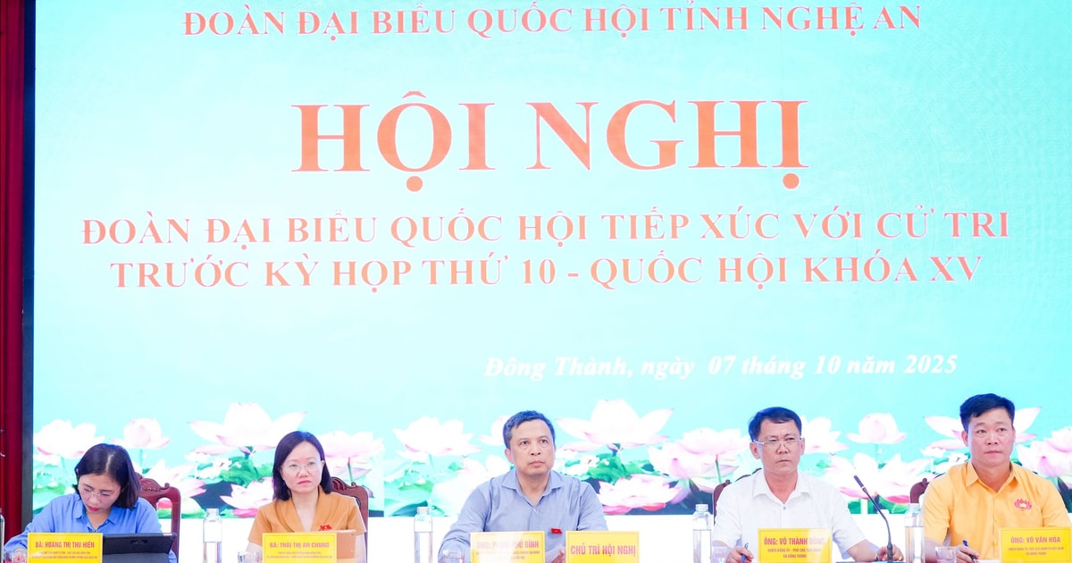 Đại biểu Quốc hội tiếp xúc cử tri xã Đông Thành