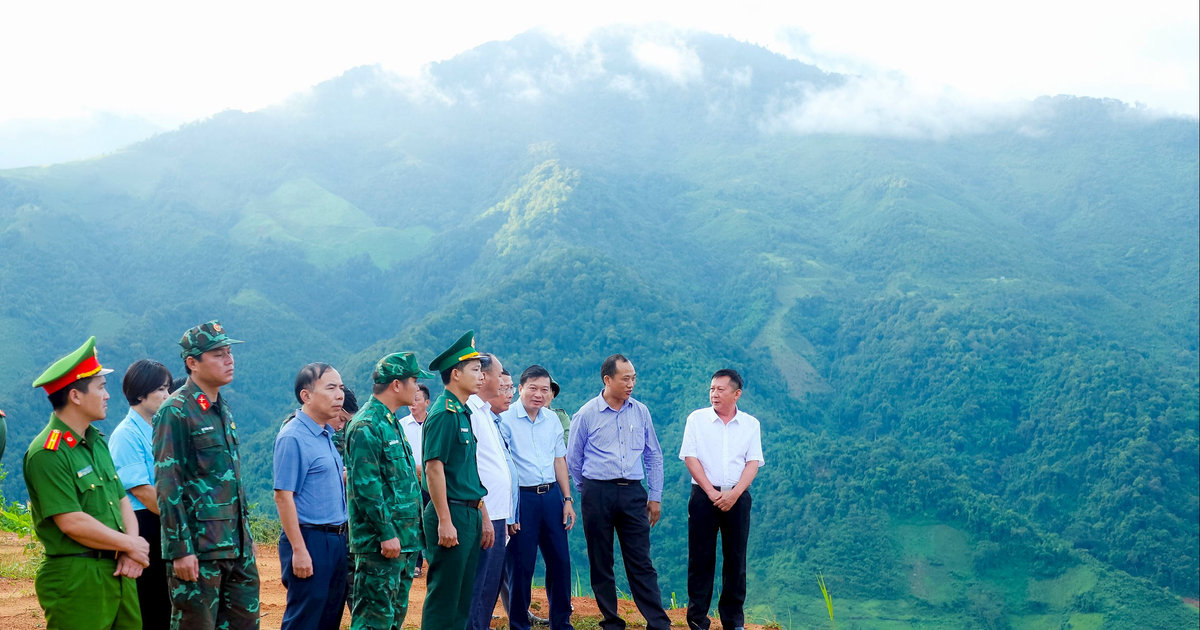 Chủ tịch UBND tỉnh kiểm tra công tác khắc phục hậu quả thiên tai ở Mỹ Lý, Huồi Tụ, xây dựng trường liên cấp tại Na Ngoi