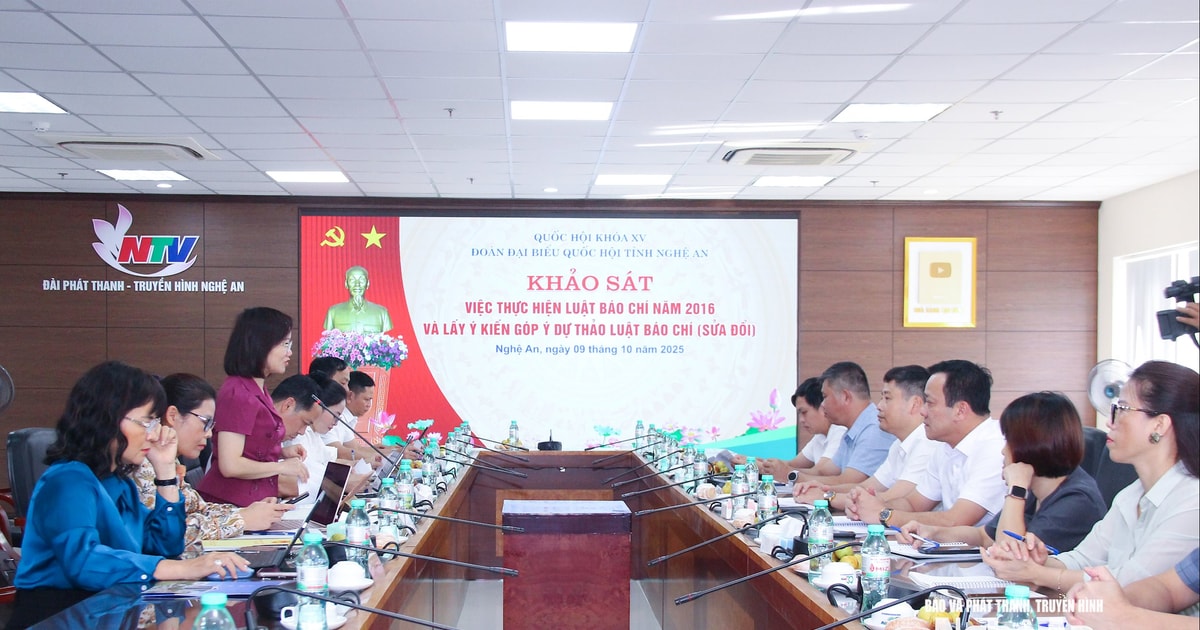 Đoàn đại biểu Quốc hội tỉnh làm việc với cơ quan Báo và phát thanh, truyền hình Nghệ An về thực hiện Luật Báo chí