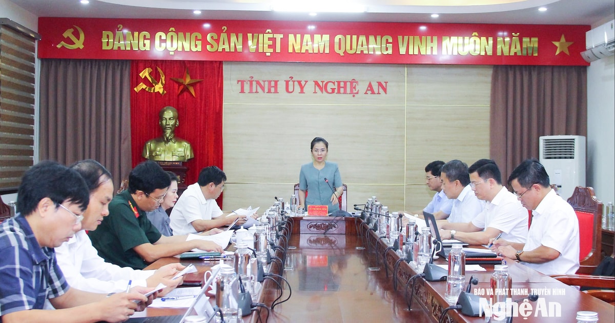 Phó Bí thư Tỉnh ủy Võ Thị Minh Sinh chủ trì họp Tiểu ban chỉ đạo về chuyển đổi số trong các cơ quan Đảng tỉnh Nghệ An