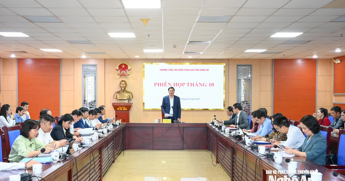 Thường trực HĐND tỉnh họp phiên thường kỳ tháng 10