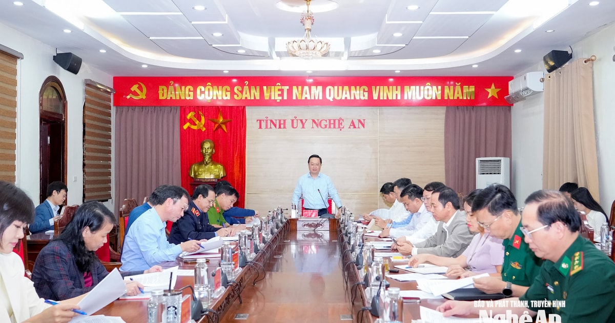 Thường trực Tỉnh ủy Nghệ An giao ban với các cơ quan khối Nội chính