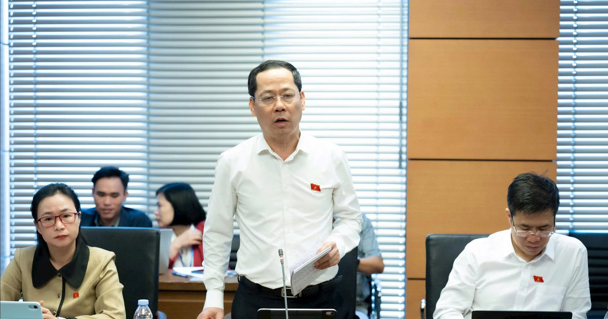 Đoàn đại biểu Quốc hội đoàn Nghệ An thảo luận quy định tiếp công dân ở cấp xã