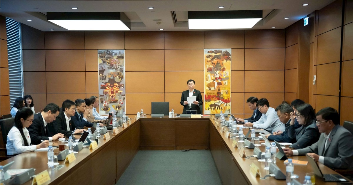 Đại biểu Quốc hội đoàn Nghệ An đề nghị có chính sách thu hút, giữ chân nhân viên y tế vùng khó khăn