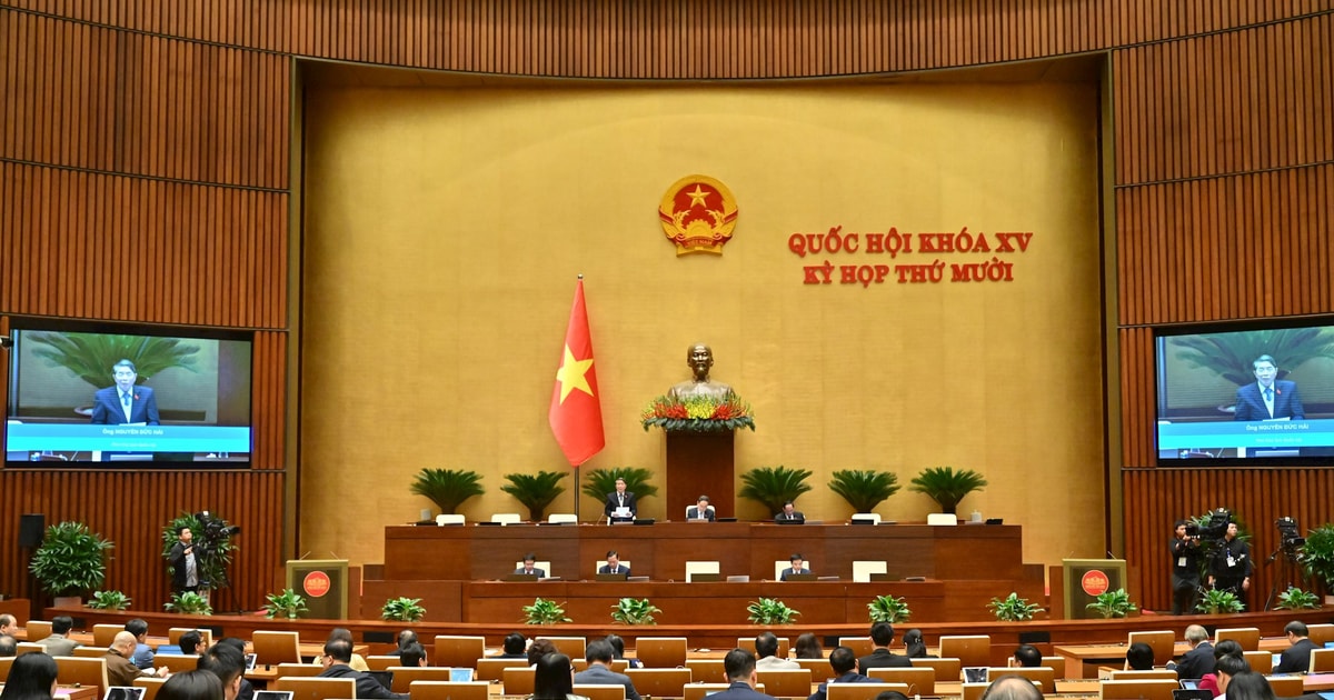 Đại biểu Quốc hội đoàn Nghệ An thảo luận về ngưỡng chịu thuế đối với hộ, cá nhân kinh doanh