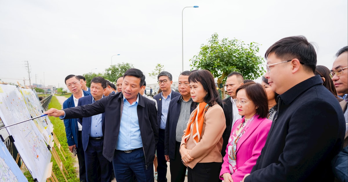 Đoàn công tác Ủy ban Kinh tế và Tài chính Quốc hội khảo sát thực địa Dự án đầu tư xây dựng đường bộ cao tốc Vinh - Thanh Thủy