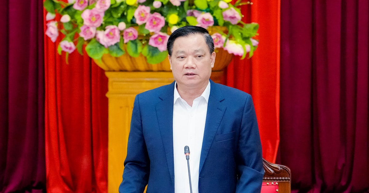 Bí thư Tỉnh ủy Nguyễn Khắc Thận chủ trì phiên họp Ban Thường vụ Tỉnh ủy