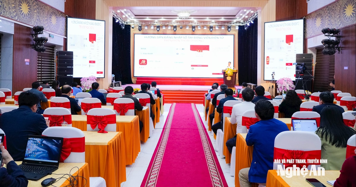 Thúc đẩy chuyển đổi số trong các cơ quan Đảng tỉnh Nghệ An