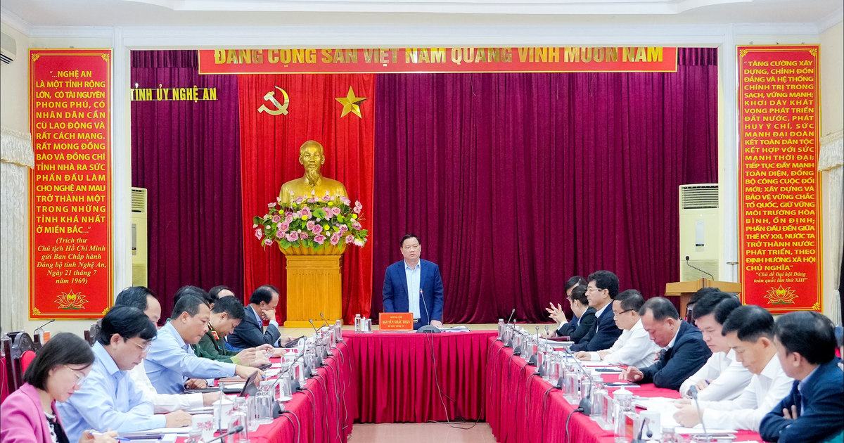 Thường trực Tỉnh uỷ Nghệ An chỉ đạo triển khai công tác bầu cử Quốc hội XVI và đại biểu HĐND các cấp
