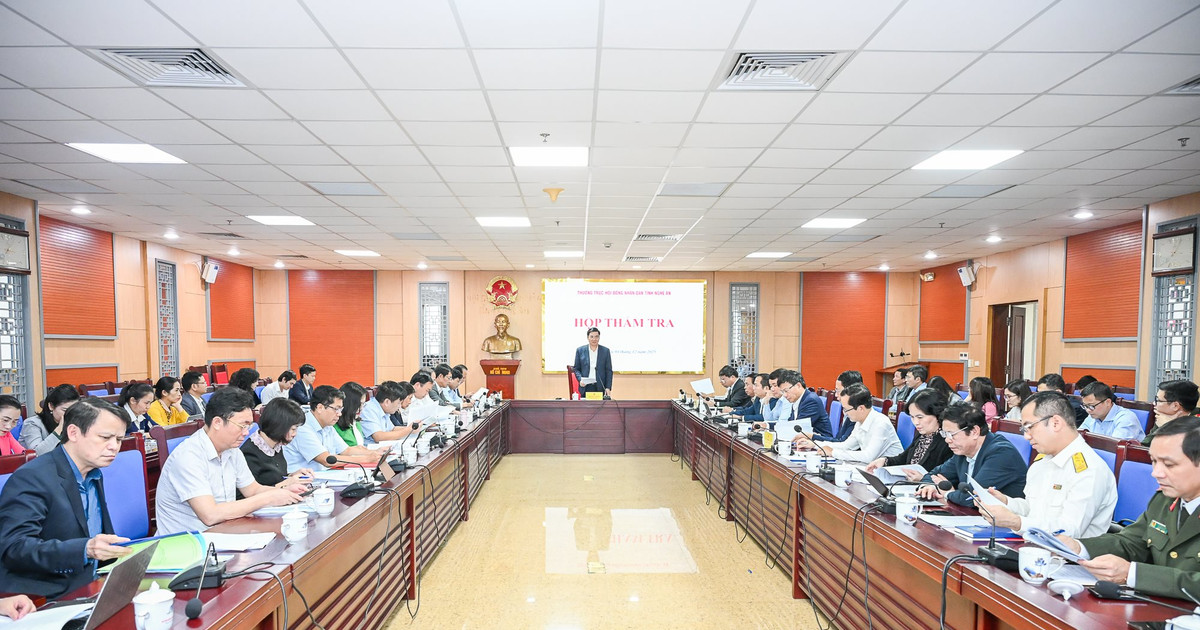 Thường trực HĐND tỉnh thẩm tra các nghị quyết trình Kỳ họp thứ 35 HĐND tỉnh khóa XVIII