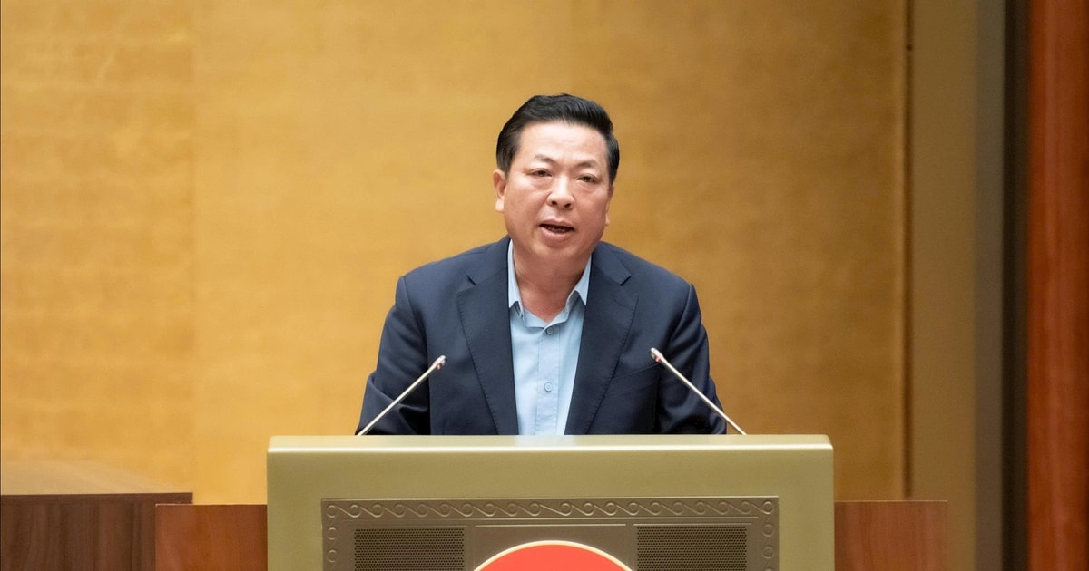 Bộ trưởng Bộ Xây dựng giải trình về dự án cao tốc Vinh - Thanh Thủy