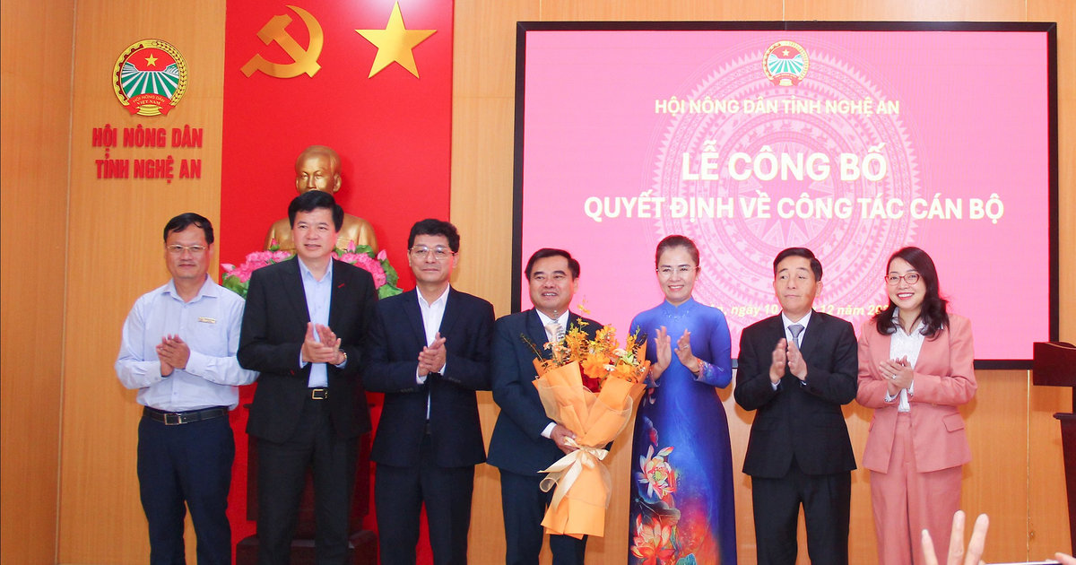 Công bố Quyết định chỉ định, điều động đồng chí Nguyễn Viết Hùng giữ chức Chủ tịch Hội Nông dân tỉnh Nghệ An