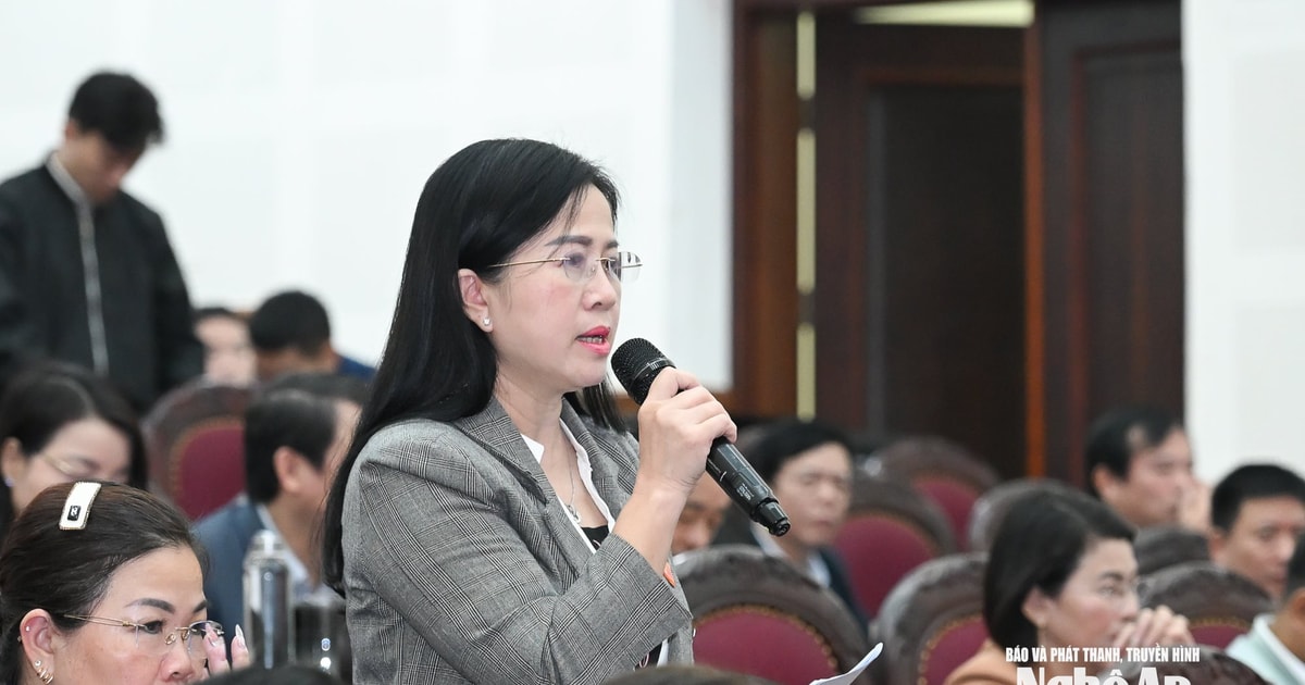 Chuyển đổi số cần đi vào chiều sâu, sát thực tiễn hơn