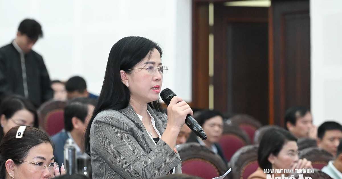 Chuyển đổi số cần đi vào chiều sâu, sát thực tiễn hơn