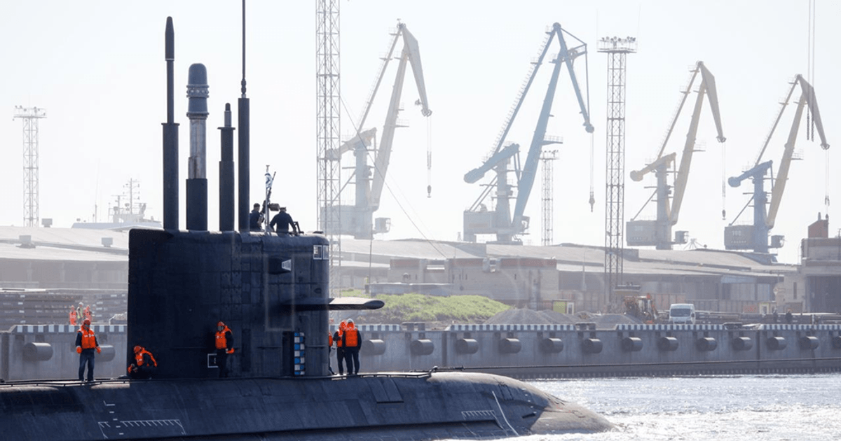 B-587 Velikiye Luki：拉达677M型潜艇即将交付。